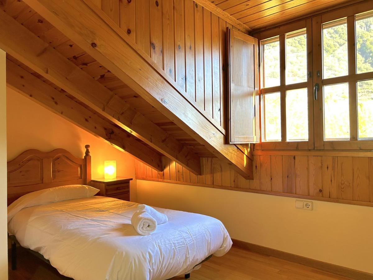 Appartement Duplex Familiar I De Muntanya A Escalo By Rural D'Aneu Extérieur photo
