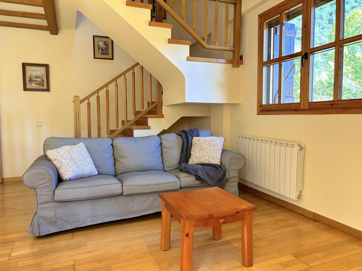 Appartement Duplex Familiar I De Muntanya A Escalo By Rural D'Aneu Extérieur photo