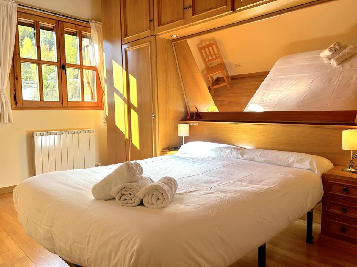 Appartement Duplex Familiar I De Muntanya A Escalo By Rural D'Aneu Extérieur photo